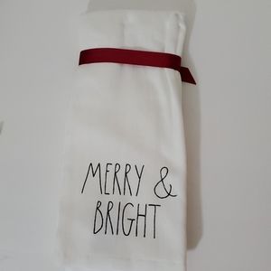 🆕️ Rae Dunn Christmas Kitchen Towels Set of 2